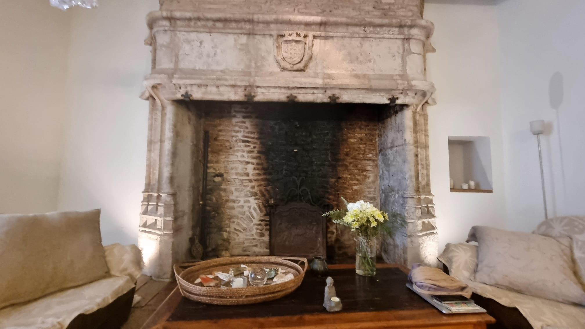 Magnifique Propriété  au Cœur d'un  village emblématique et d’histoire dans le Quercy Blanc