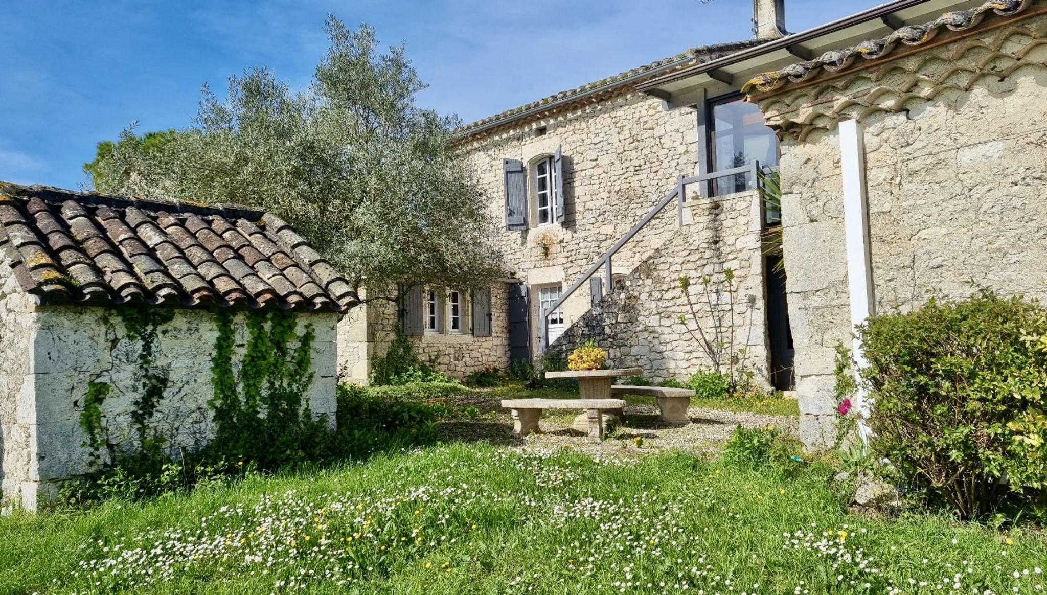 Charmante maison de village avec vue dégagée