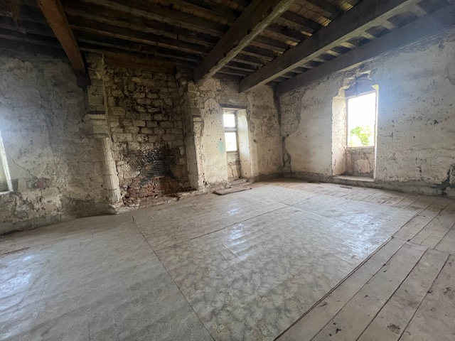 Superbe château de XIII d'Antan situé dans le Tarn et Garonne