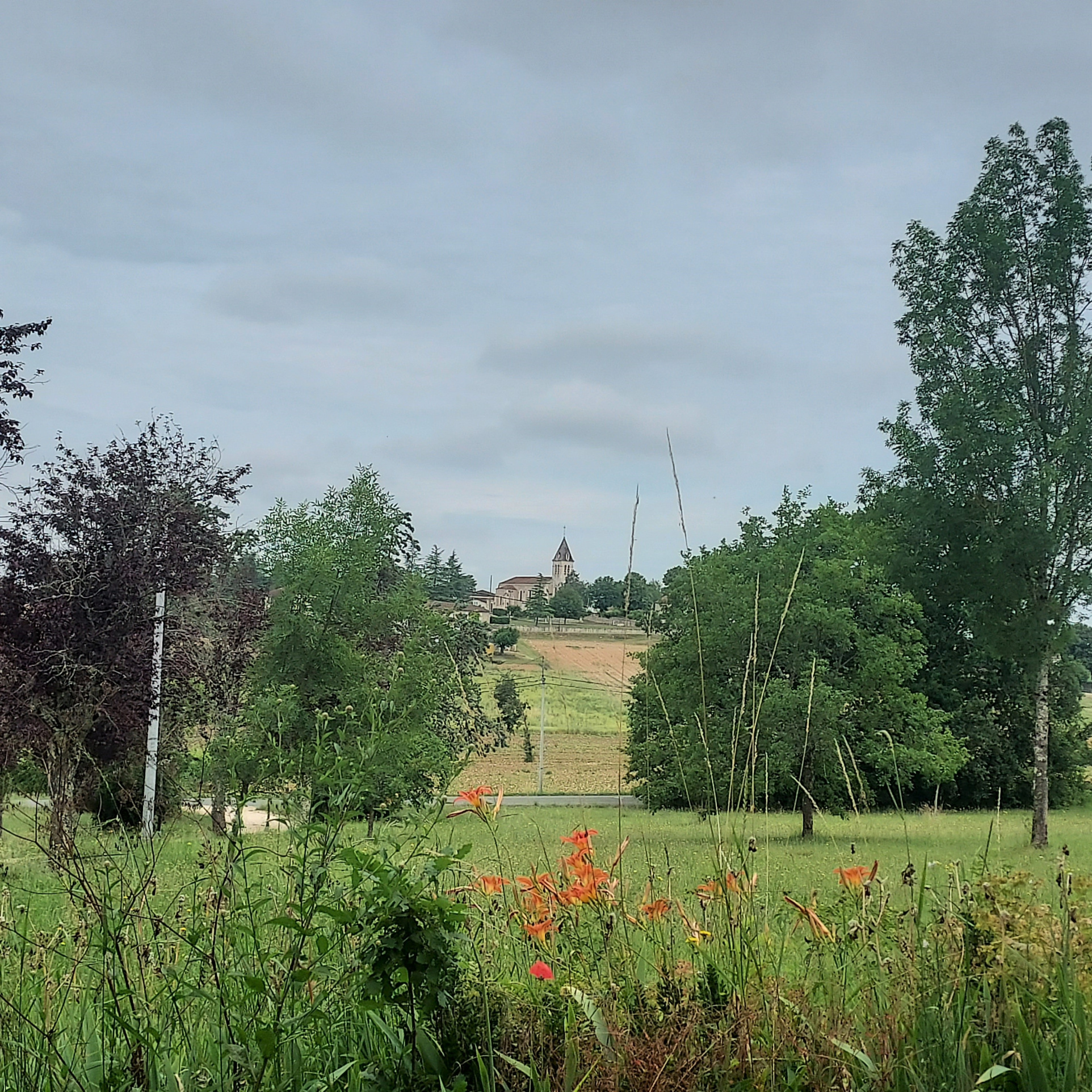 Belle maison de campagne à proximité d'un petit village dynamique du Lot et Garonne