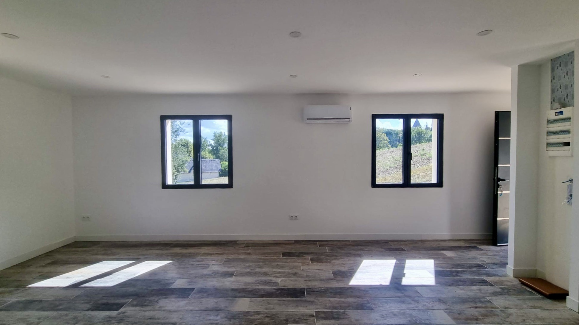 Maison contemporaine dans un lieu paisible à proximité d'un petit village Quercynois