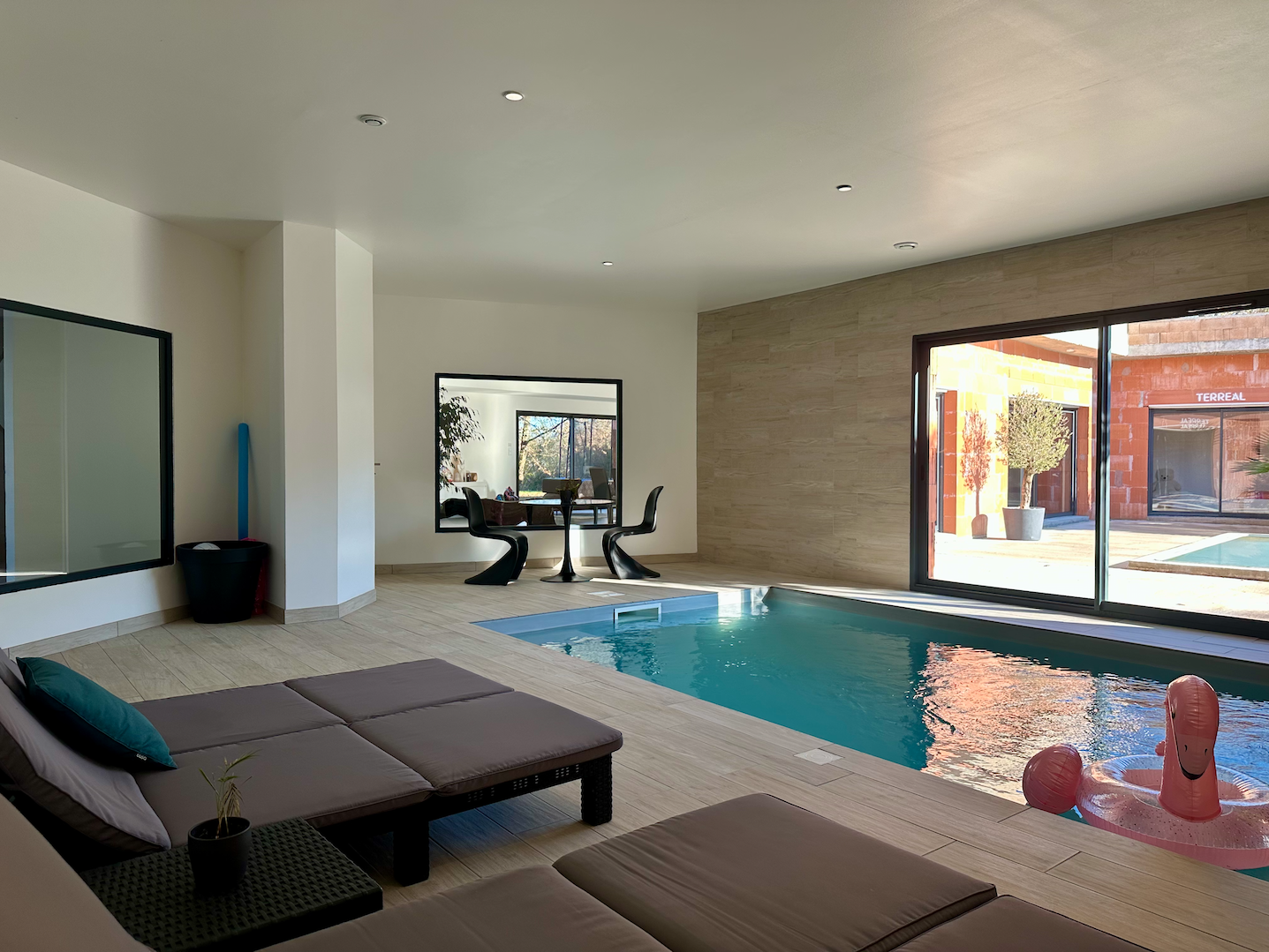 Très belle maison d'architecte dans un quartier résidentiel prisé et  tranquille de Montauban
