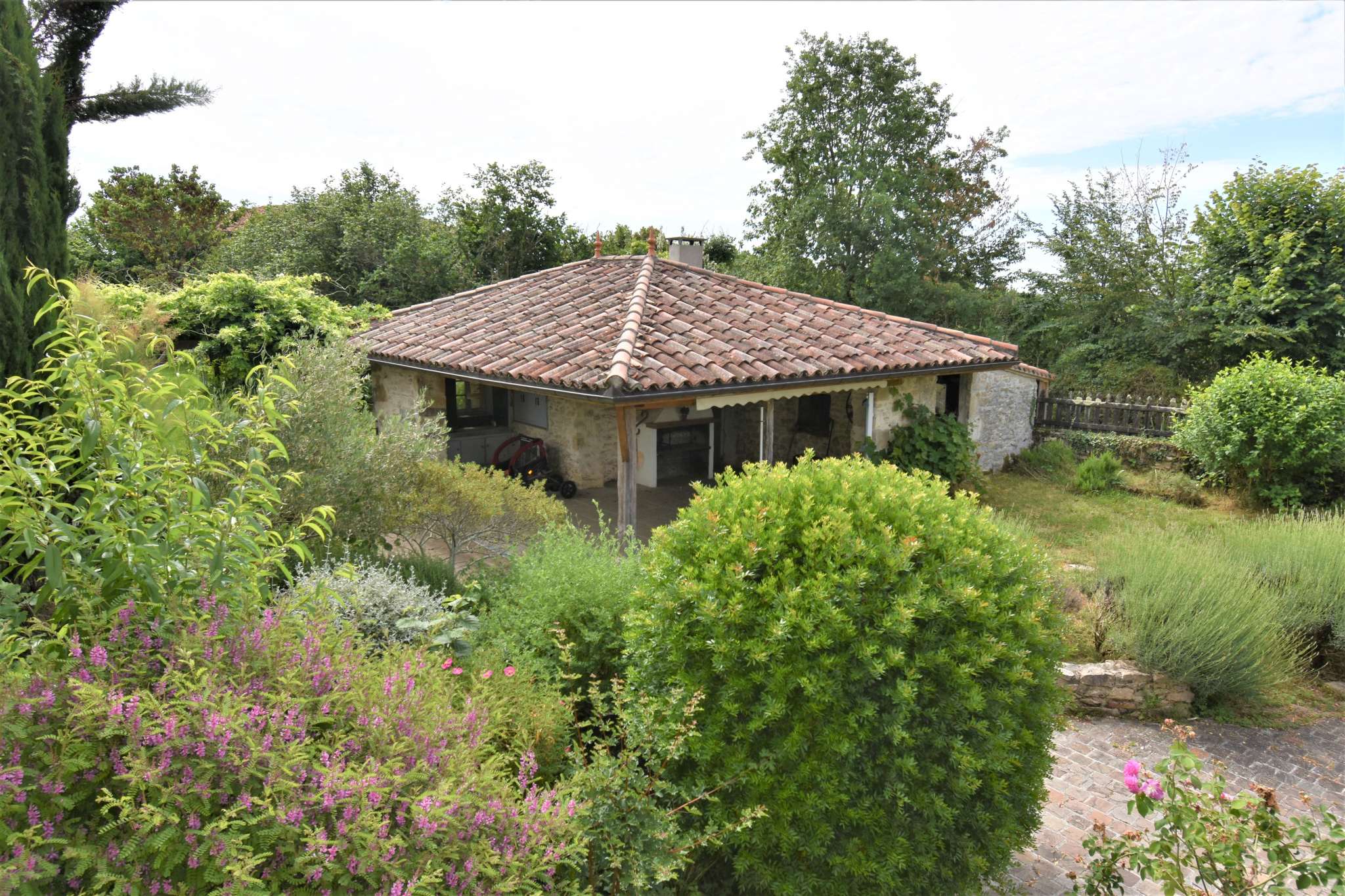 Propriété de charme avec piscine et maison d'amis