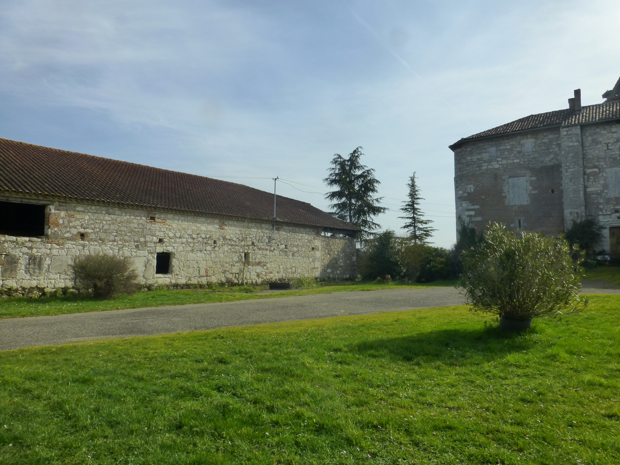 Superbe château de XIII d'Antan situé dans le Tarn et Garonne