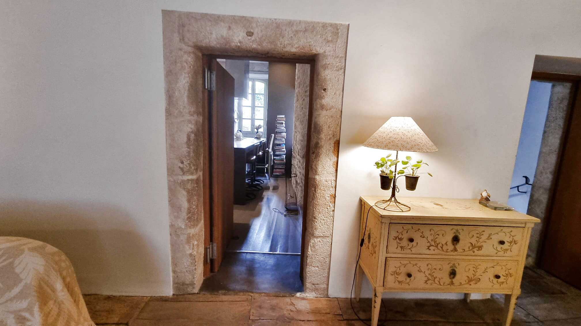 Magnifique Propriété  au Cœur d'un  village emblématique et d’histoire dans le Quercy Blanc