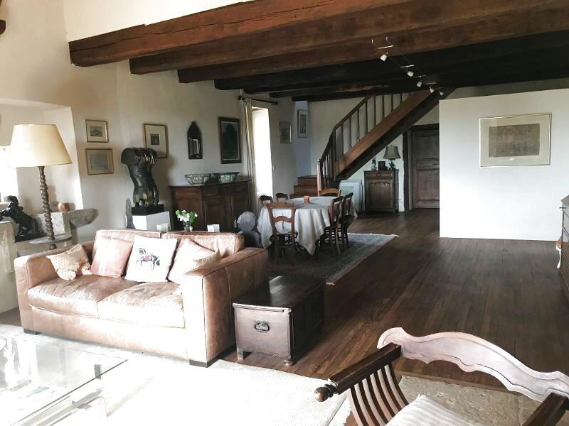 Superbe maison en pierres dans le Lot