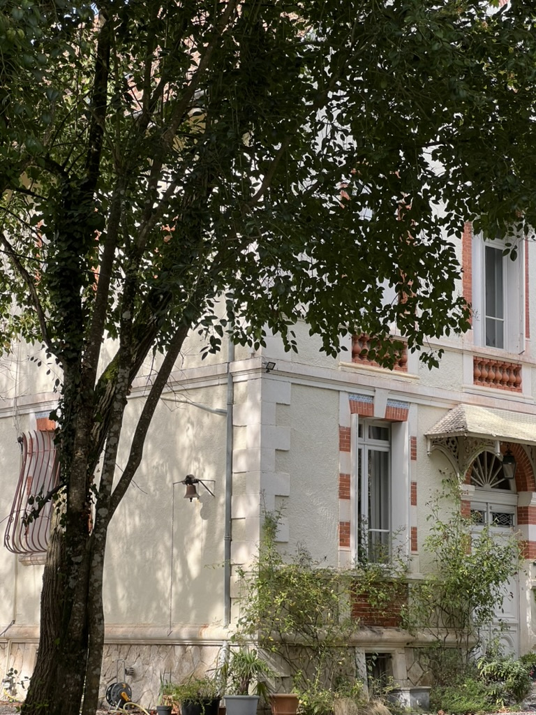 Très belle maison de maître en pleine nature à proximité d'un village