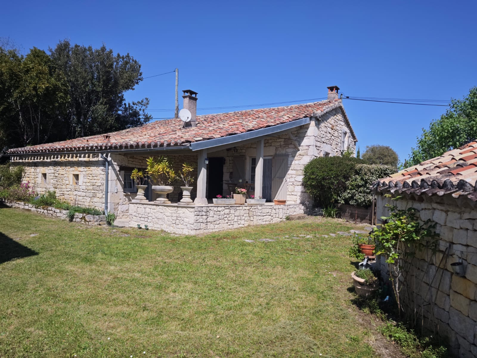 Superbe maison en pierres dans le Lot