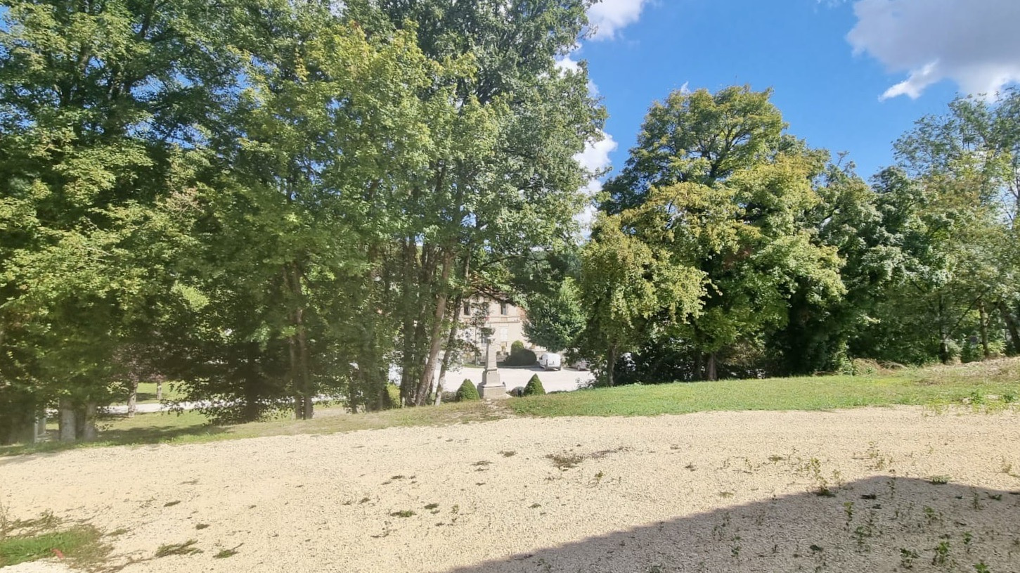 Maison contemporaine dans un lieu paisible à proximité d'un petit village Quercynois