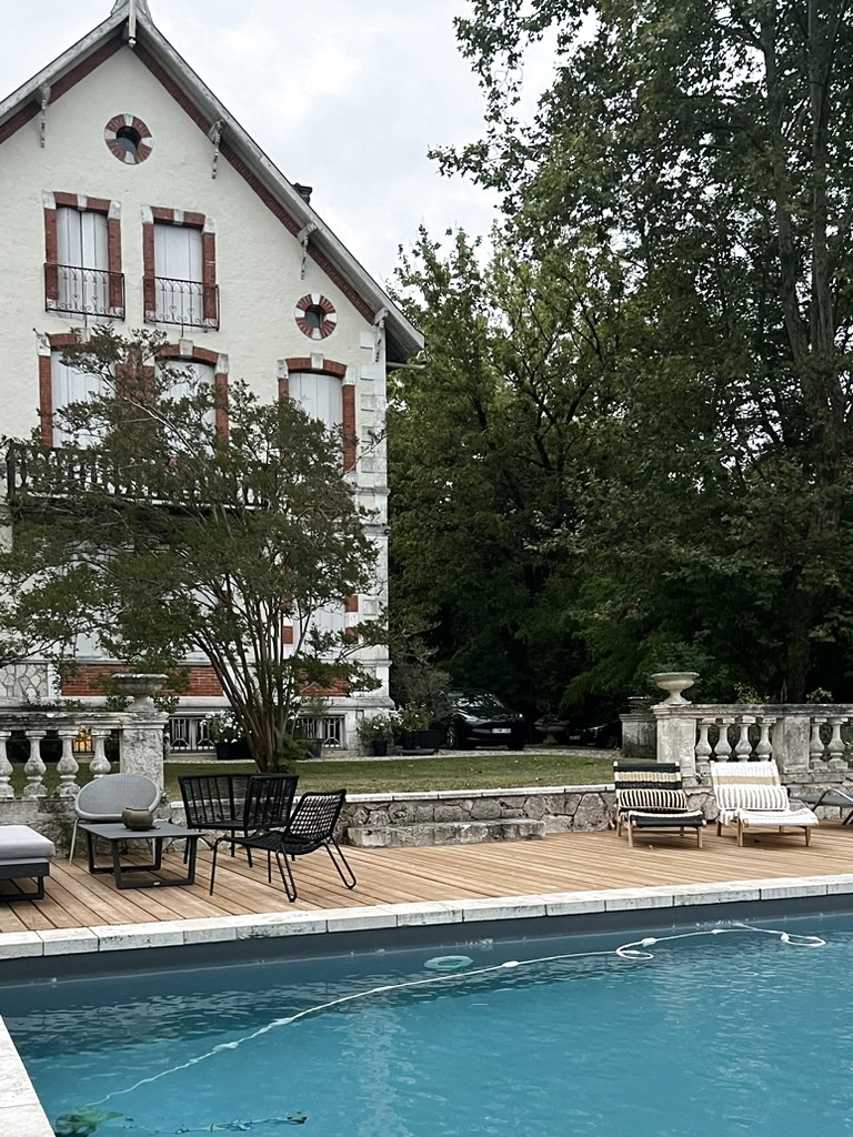 Très belle maison de maître en pleine nature à proximité d'un village