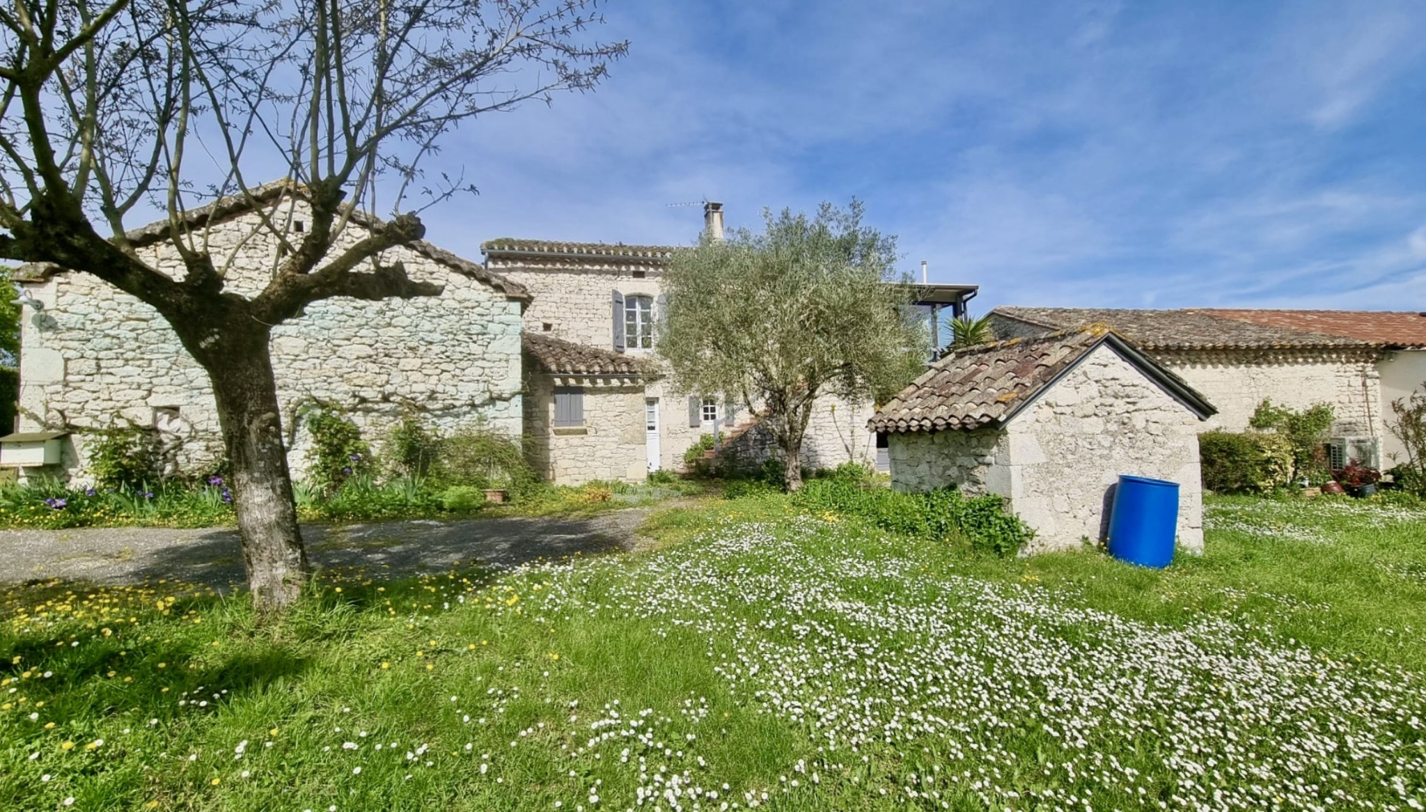 Charmante maison de village avec vue dégagée