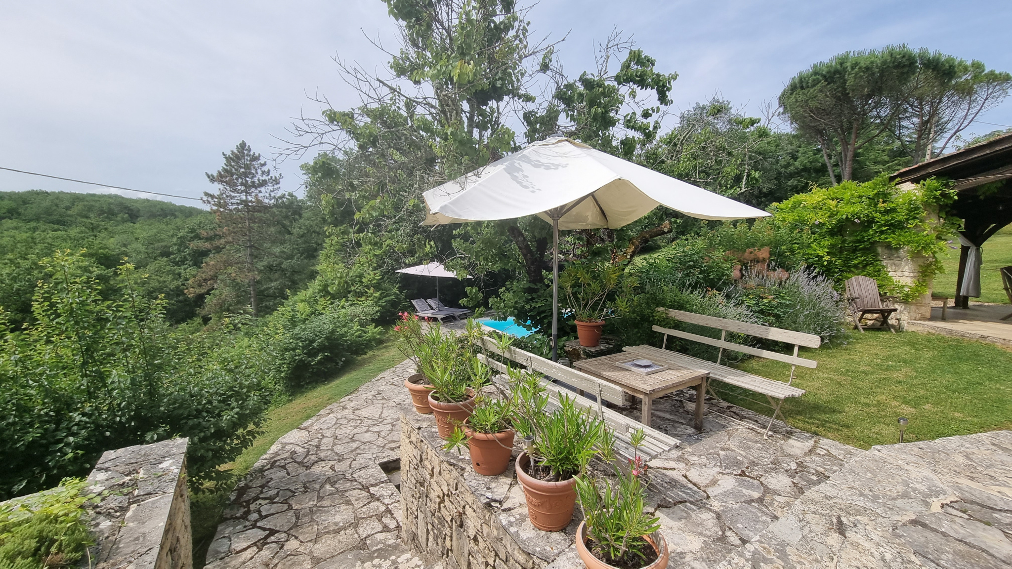 Superbe maison en pierres dans le Lot