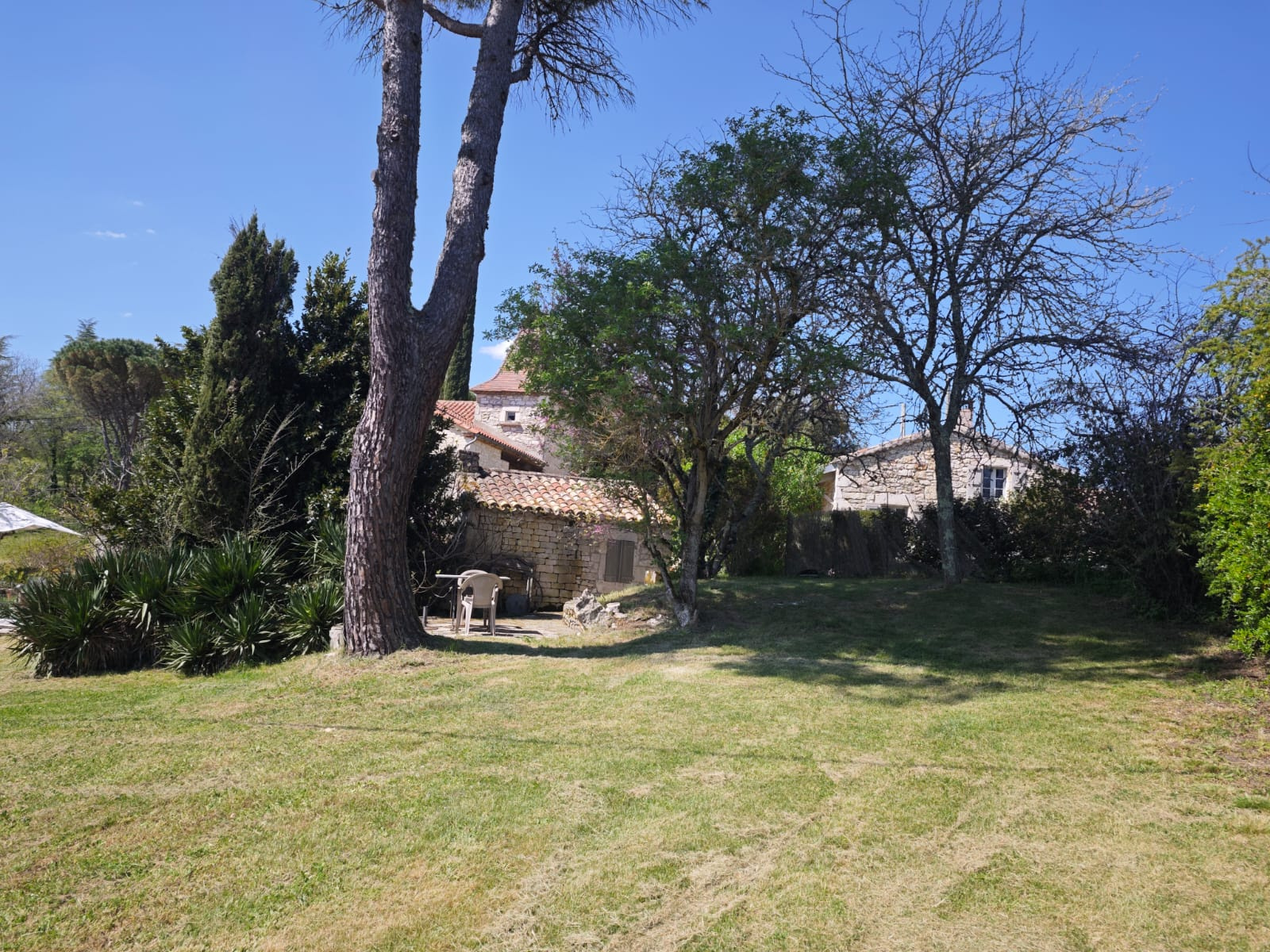 Superbe maison en pierres dans le Lot