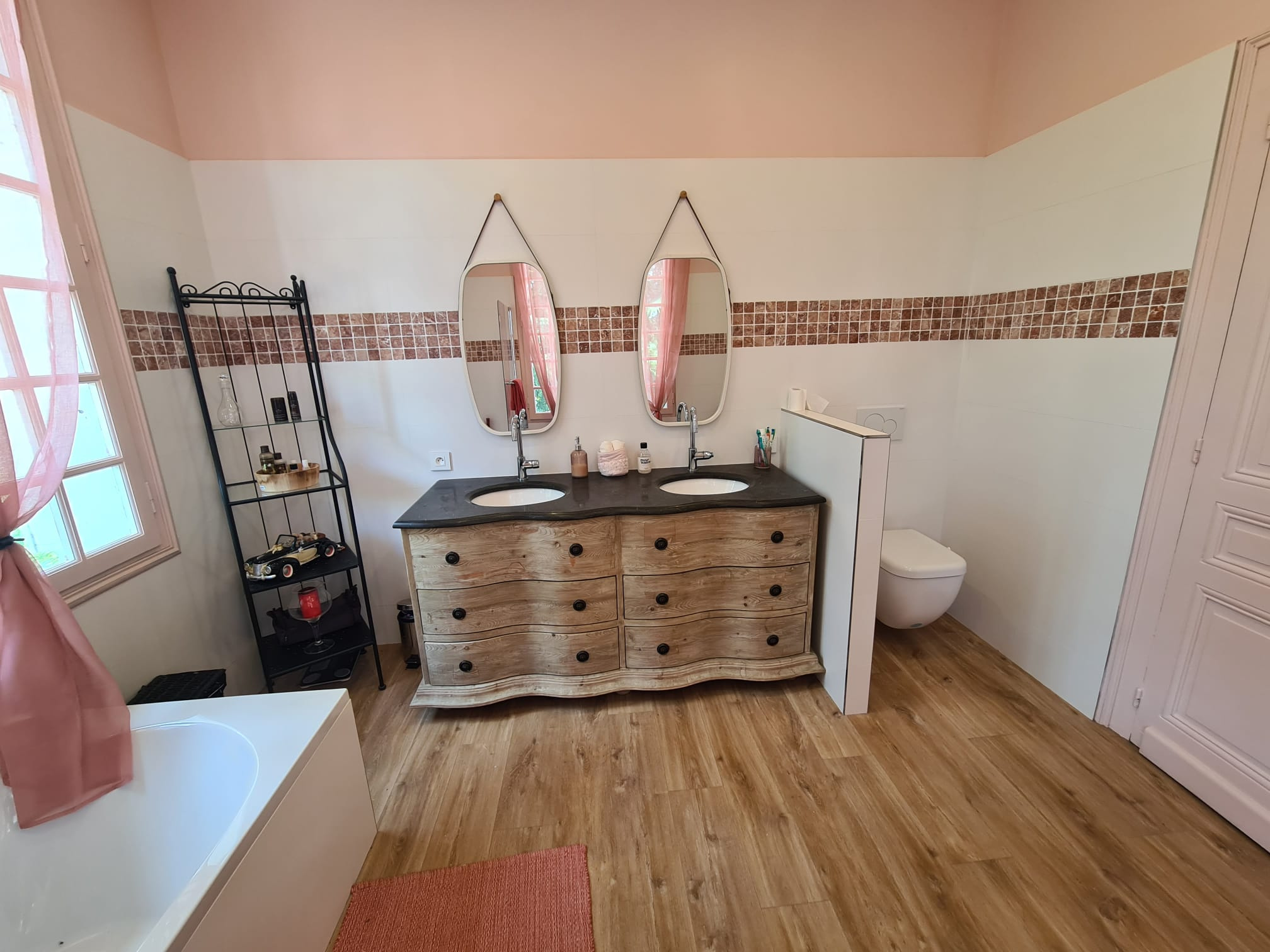 CHARMANTE PROPRIETE avec parc en plein centre de Bergerac