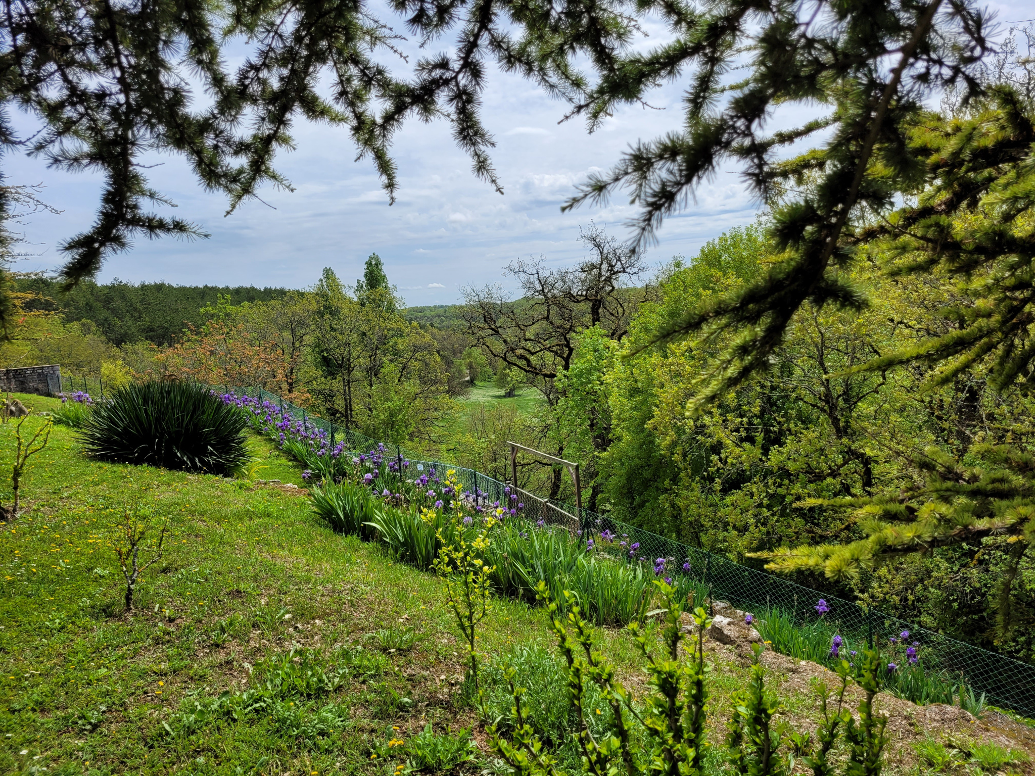 Charmante propriété remplie d'histoire sur les hauteurs  d'un hameau du Quercy