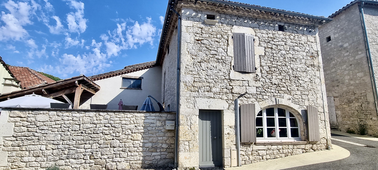 Jolie maison de village avec cour intérieure dans le Tarn et Garonne